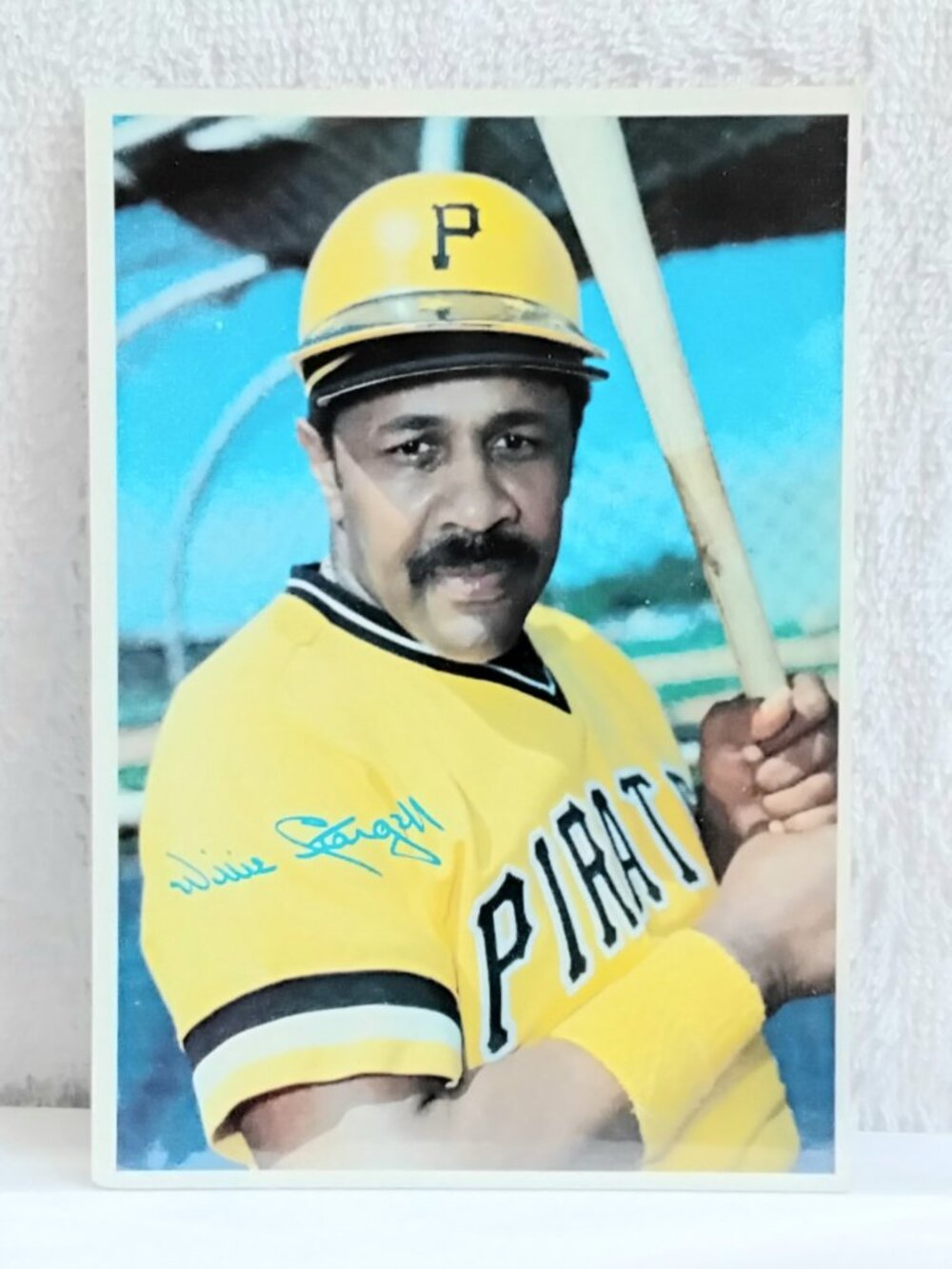 3/$25 VG/E 1980 Topps 5" x 7" Willie Stargell Jumbo MLB Signature Card 1!!